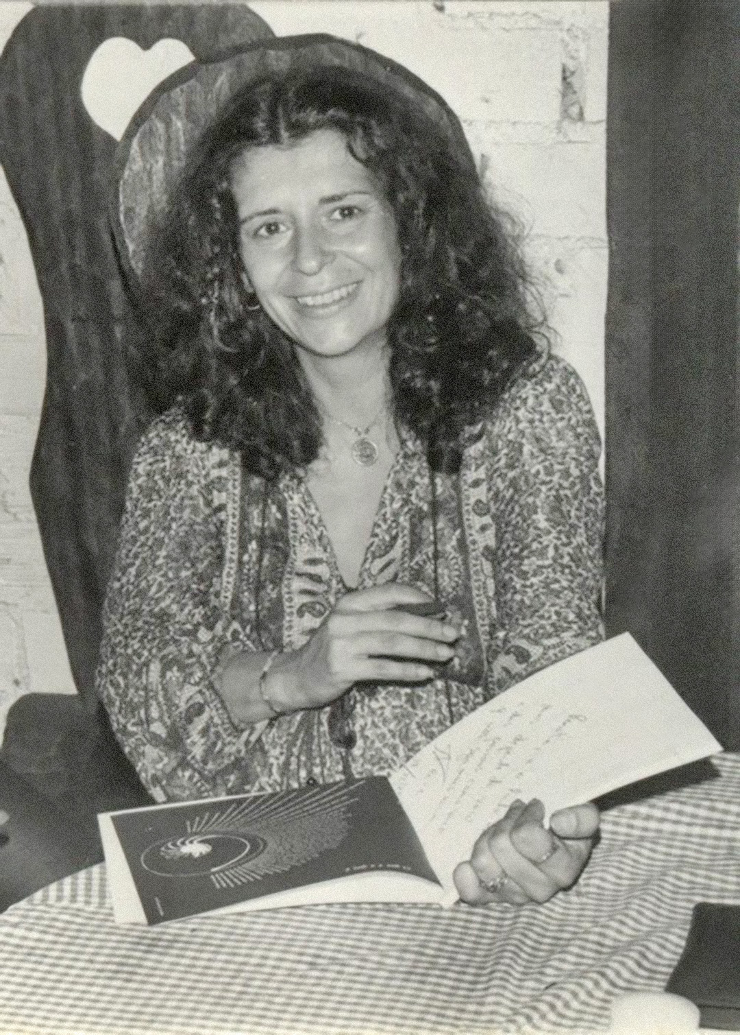 Alice Ruiz no lançamento de Navalhanaliga, 1980