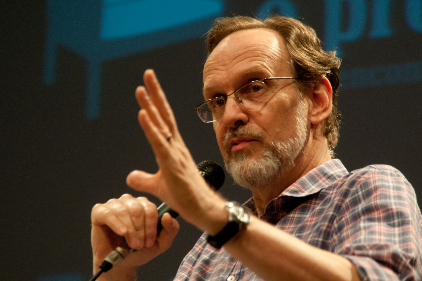 Confira os selecionados para a Oficina de Crítica Literária, com Luís Augusto Fischer