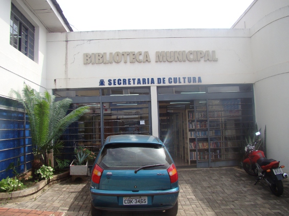 Biblioteca Pública Municipal Prof.ª Edna Saad Bonfim Carnevalle