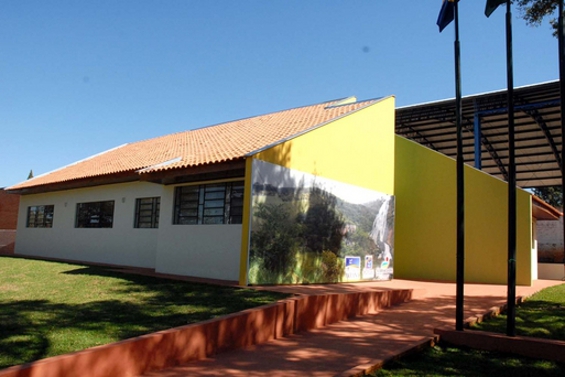 Biblioteca Municipal Cidadã Prof.ª Cleide de Melo