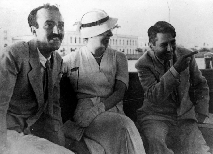 Carolina Nabuco, Cícero Dias (à esquerda) e Gilberto Freyre (à direita)