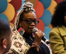 Estante Afro — Maria Águeda