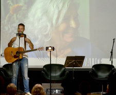 Alice Ruiz é homenageada na Biblioteca Pública do Paraná