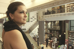 Juliana Cortes e grupo tocam autores do Sul no projeto Música na Biblioteca 