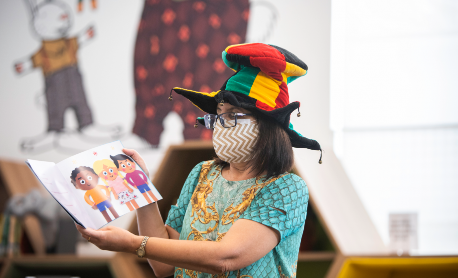 Aventuras Literárias, com Angela Gomes