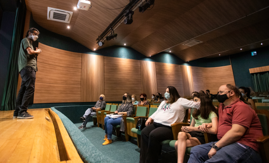 Curso “Publique livros, crie editoras”, com João Varella