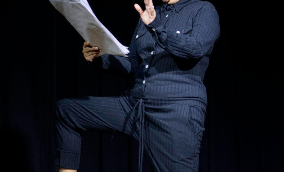 Leitura Pública “Outras falas: a voz das mulheres na literatura paranaense”, com Nena Inoue Dirigida por Carmen Jorge