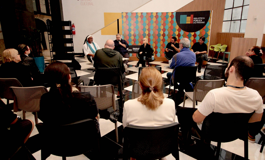 Encontro na Semana Nacional do Livro e da Biblioteca