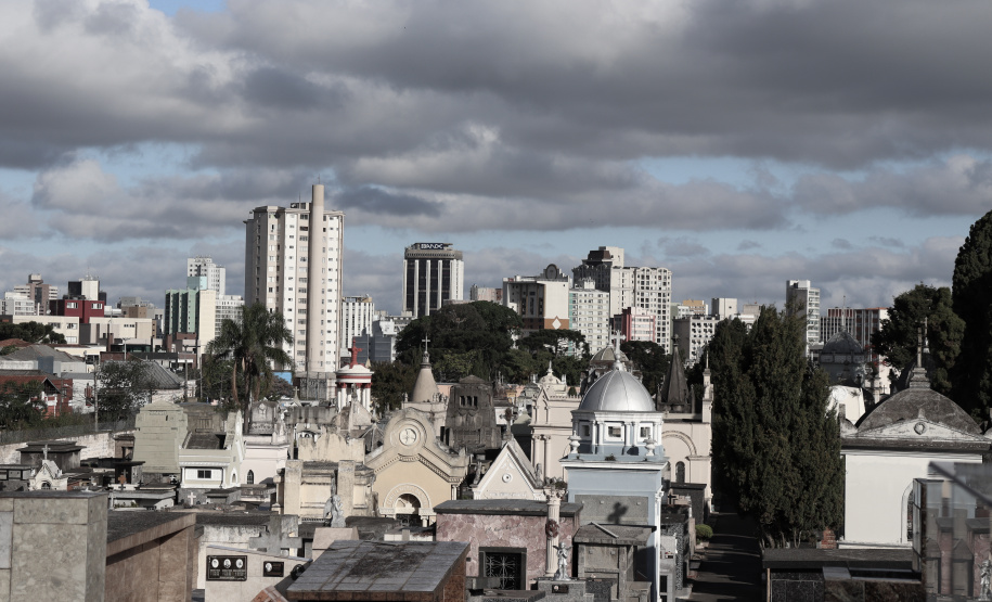 Ao eterno, ao efêmero 02