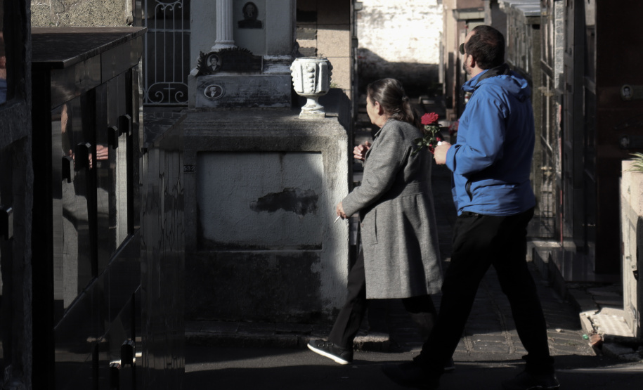 Ao eterno, ao efêmero 03