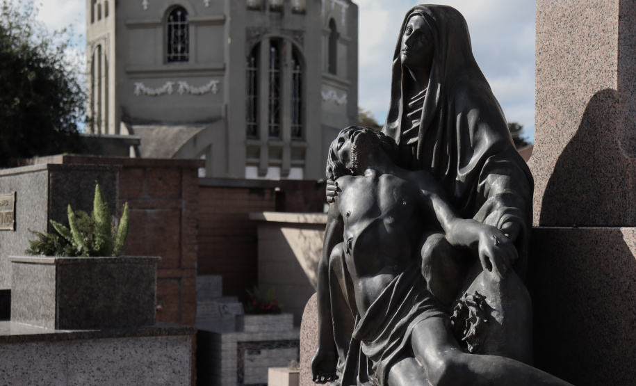 Ao eterno, ao efêmero 10