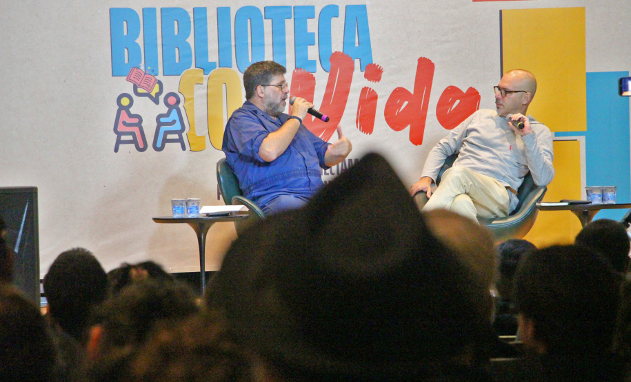Biblioteca ConVida: André Dahmer