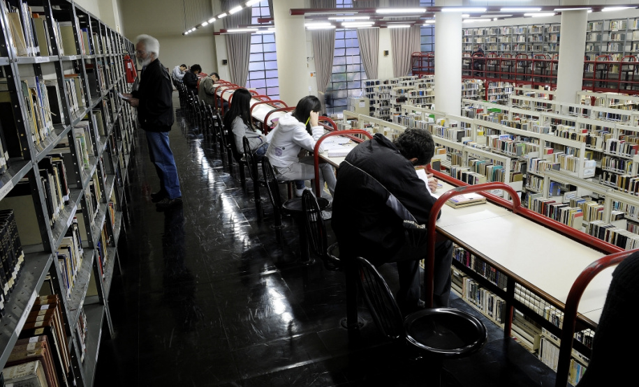 O principal efeito de um professor que não lê é a não formação de novos leitores.