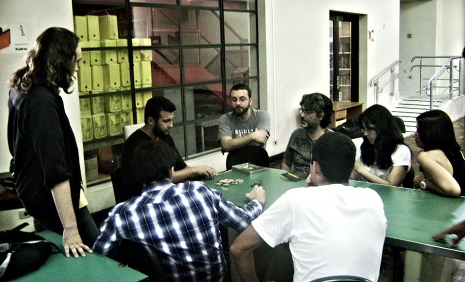 Participar dos jogos é muito fácil: basta comparecer na BPP no dia e hora marcados e encontrar uma equipe ou jogo que lhe agrade.