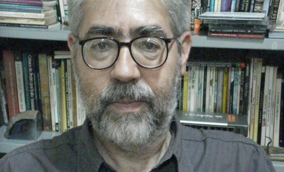 Nos últimos anos, a produção literária de Ernani Ssó tem se concentrado na literatura infantojuvenil