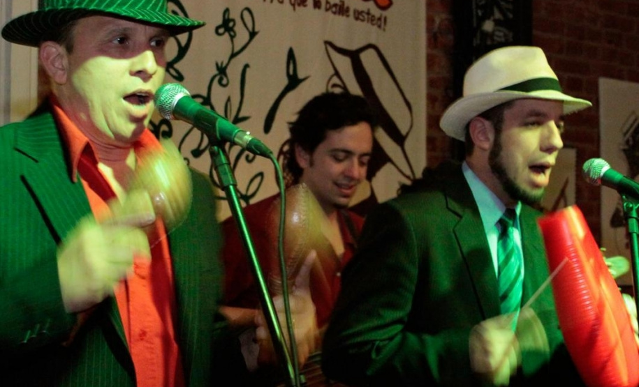 Ritmo latino no Música na Biblioteca desta sexta-feira