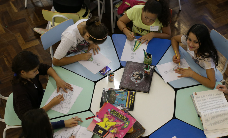 Ateliê de artes visuais para crianças